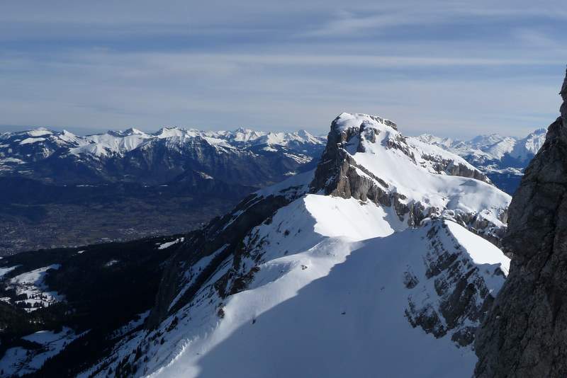 #2 Bargy : Vue sur le Bargy et la Tour depuis la brèche Bargy : Vue sur le Bargy et la Tour depuis la brèche