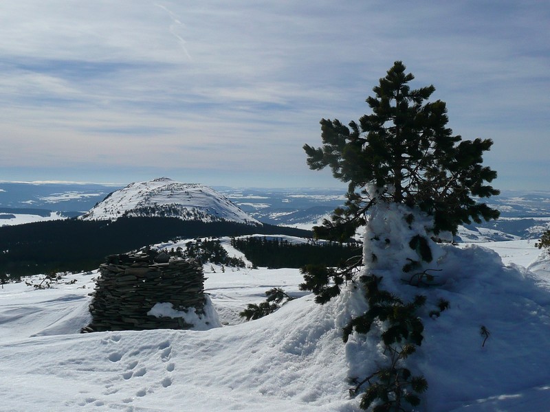 #13 Montfol : Depuis le suc de la Lauzière. Montfol : Depuis le suc de la Lauzière.