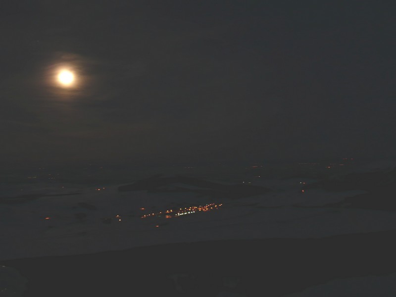#2 De nuit : Dur dur de prendre des clichés de nuit... De nuit : Dur dur de prendre des clichés de nuit...