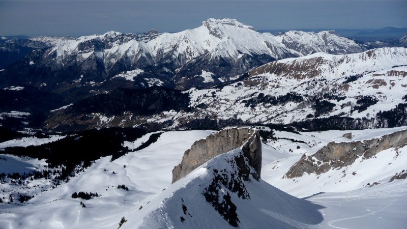 #5 La Tounette : Les contre-pentes encore très agréables à skier La Tounette : Les contre-pentes encore très agréables à skier
