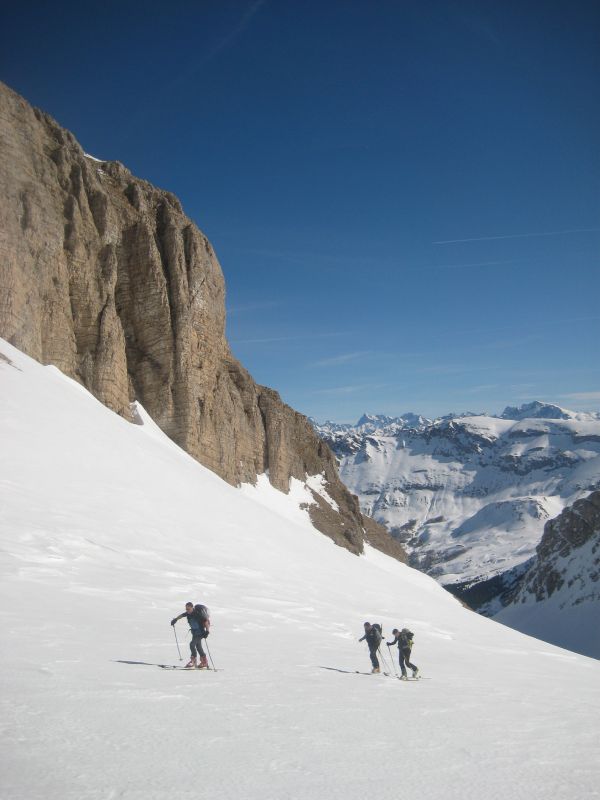#1 Haut de la combe Ratin : L Haut de la combe Ratin : L'ambiance Dévoluy est de la partie