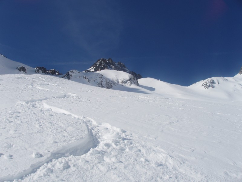 selle du puy gris : poudreuse lourde mais agreable a skier.