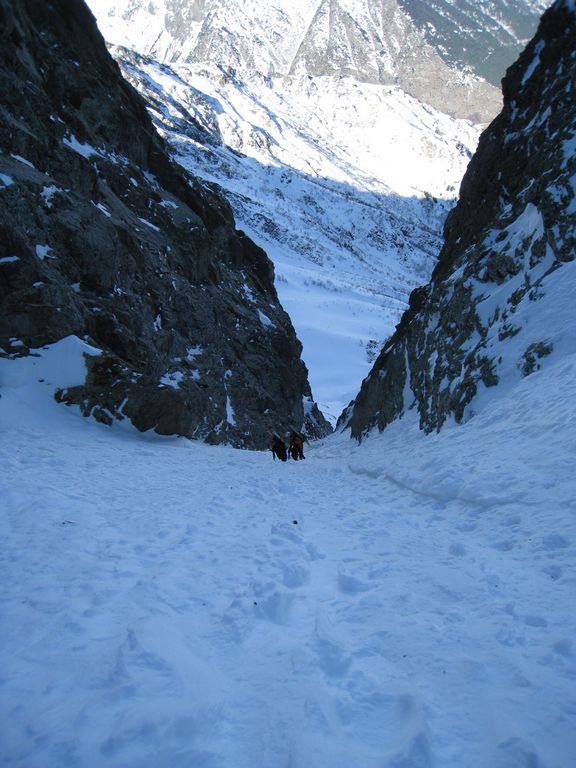 #1 Petit Armet W : à mi couloir, le vide se creuse Petit Armet W : à mi couloir, le vide se creuse