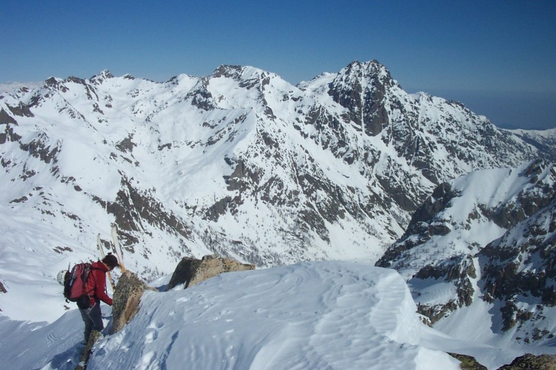 Mont Matto : Vu de la tête de la combe de scluos, le maitre des lieux : Le matto