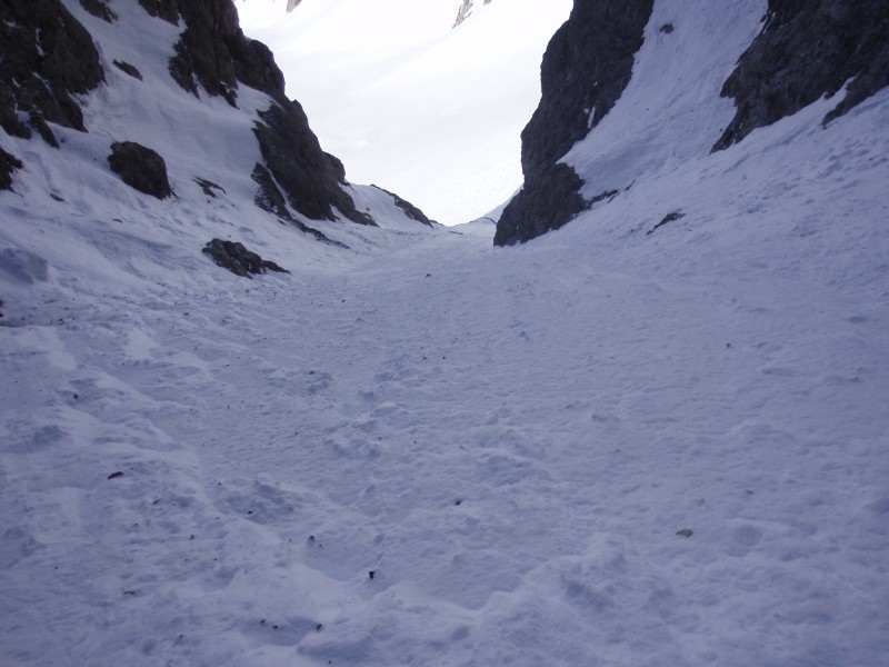 #10 sortie du couloir : enfin un peu de neige molle... sortie du couloir : enfin un peu de neige molle...