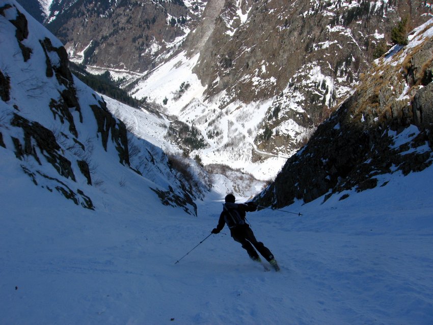 #28 couloir de Maupas : Bon ski dans le couloir couloir de Maupas : Bon ski dans le couloir