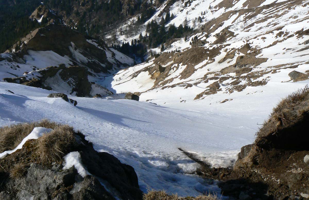 #3 Couloirs du Crebasse : C Couloirs du Crebasse : C'est tout bon sauf au fond, la caillasse vient de partout.