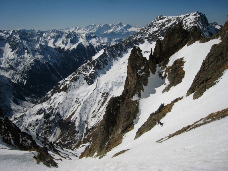 #15 Belle ambiance : sous ces rochers rouges Belle ambiance : sous ces rochers rouges