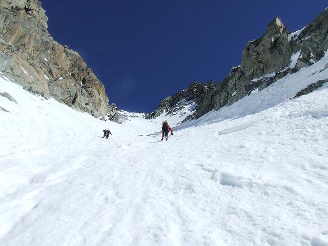 #1 couloir de l couloir de l'eboulement : couloir en neige dure à la montée