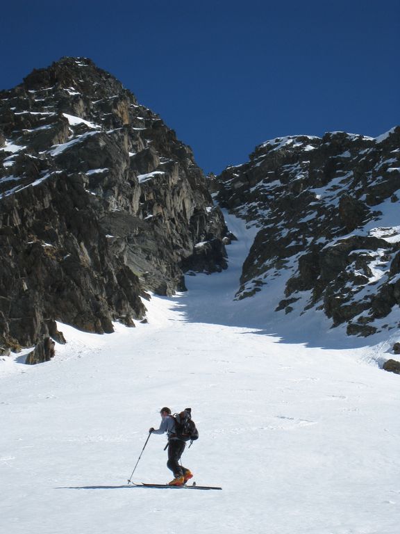 #4 Couloir SW : on arrive au niveau du cone du couloir Couloir SW : on arrive au niveau du cone du couloir