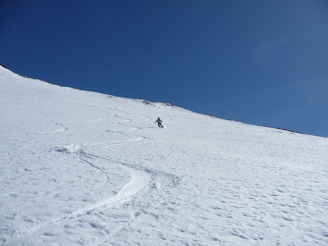 #20 Vers le col du Vallonnet : Neige plus irrégulière, mais quelques bons passages Vers le col du Vallonnet : Neige plus irrégulière, mais quelques bons passages