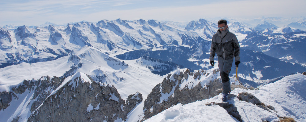 #16 arête somitale : Combes des Aravis bien rangées. arête somitale : Combes des Aravis bien rangées.