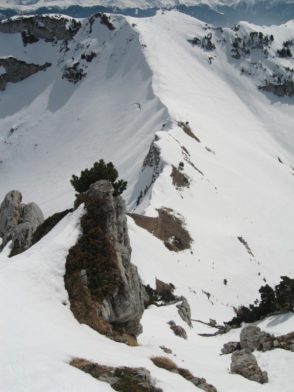 #2 haut du couloir : vue sur le col et le Dôme de Bellefond haut du couloir : vue sur le col et le Dôme de Bellefond