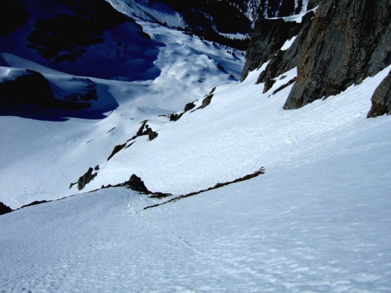 #4 couloir SO pointe Bella Cha : Ca décaille pas vraiment:il va falloir quand même y aller couloir SO pointe Bella Cha : Ca décaille pas vraiment:il va falloir quand même y aller