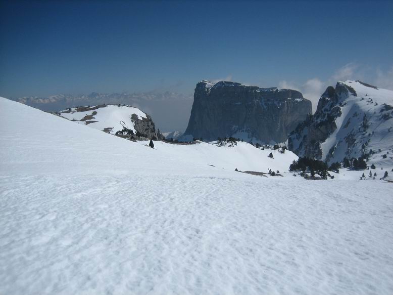#8 Mont-Aiguille : Superbe Mont-Aiguille Mont-Aiguille : Superbe Mont-Aiguille
