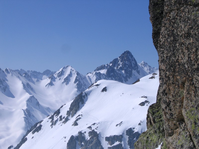 #9 Sommet belledonnien : Pic Nord du Merlet et col de la Lavoire Sommet belledonnien : Pic Nord du Merlet et col de la Lavoire