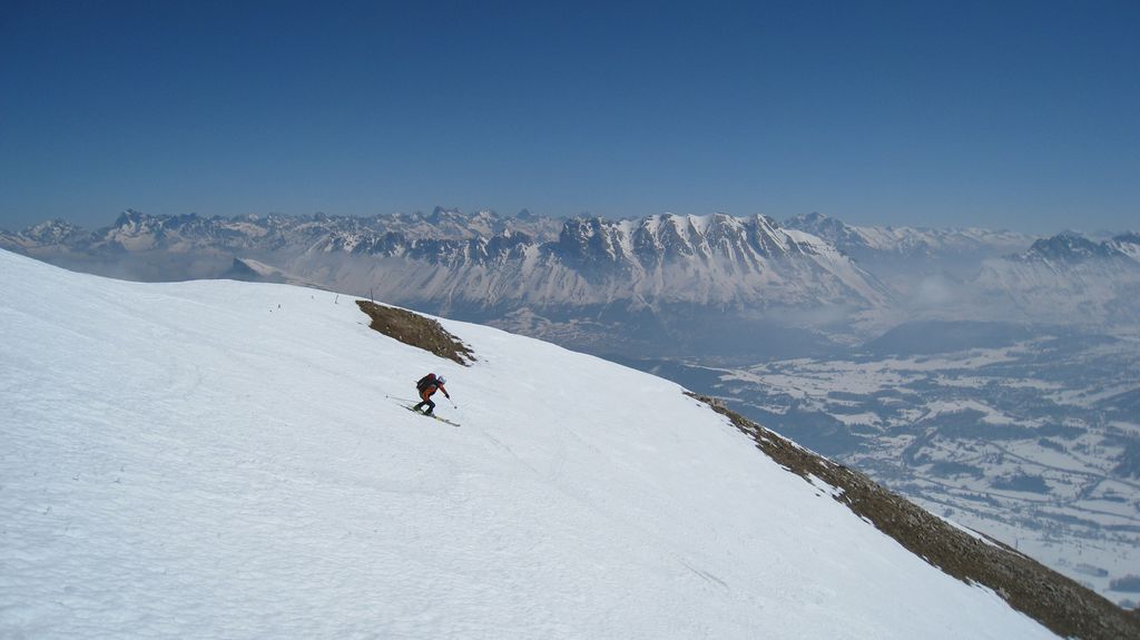 #12 Aigliere : Yann dans la 1ere descente du jour Aigliere : Yann dans la 1ere descente du jour