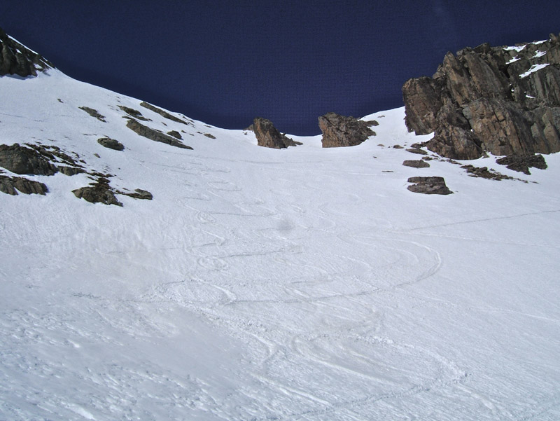 #10 Montagne de l Montagne de l'Avalanche : Pente à +40° de la Brèche au vallon suspendu de la Tête du Lac