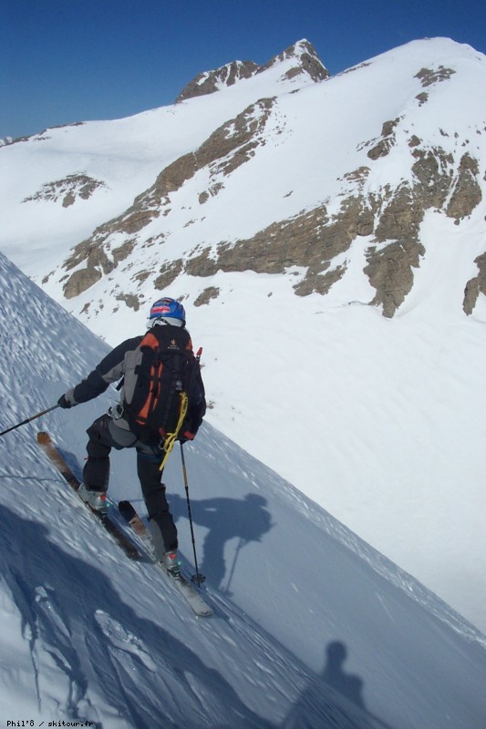 Départ du couloir N : Descente tendue car la neige a été très soufflée, et le grip était tout juste bon