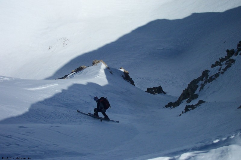 Couloir N : Un peu plus bas, c'est pas mieux