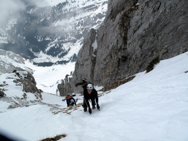 #3 1er couloir : Ici ça passe en dry 1er couloir : Ici ça passe en dry