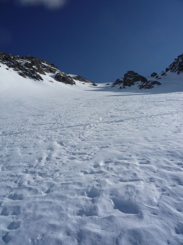 #7 Rocher de l Rocher de l'homme : La descente, vue d'en bas... avec des sacs de 20 kg, pas mal...