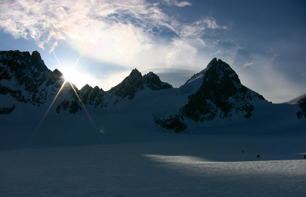 #78 Col de Charmotane : Jour 5 - Le soleil joue avec les nuages, le vent redouble ! Col de Charmotane : Jour 5 - Le soleil joue avec les nuages, le vent redouble !