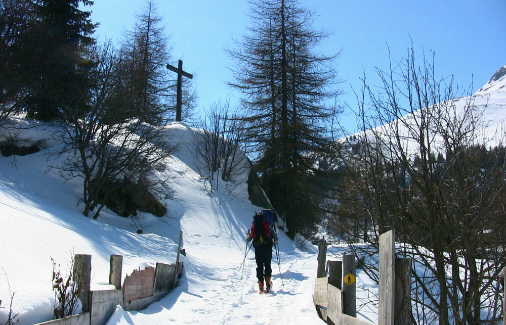 #42 Bourg St Pierre : Jour 2 - C Bourg St Pierre : Jour 2 - C'est parti pour la Cabane de Valsorey avec 1500m de montée