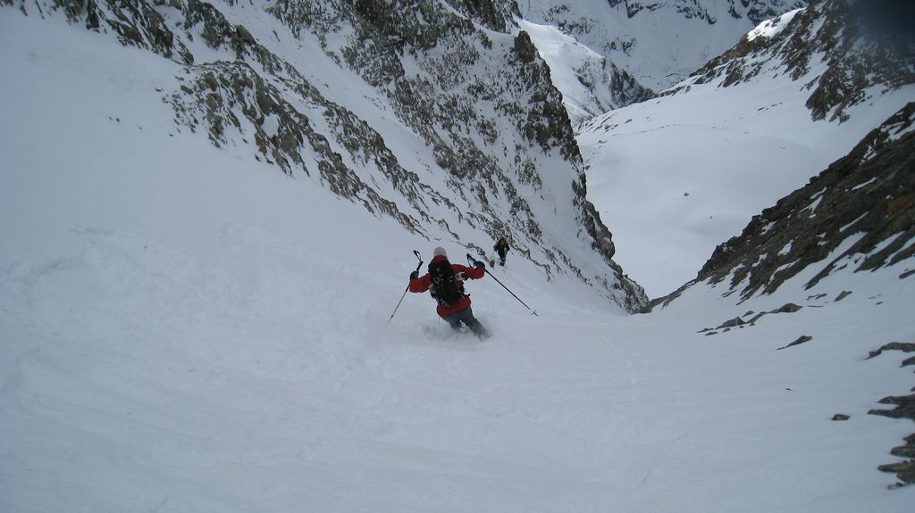 #12 Vera Pervoz : le haut du couloir moins raide et en poudre : Al enchaine Vera Pervoz : le haut du couloir moins raide et en poudre : Al enchaine