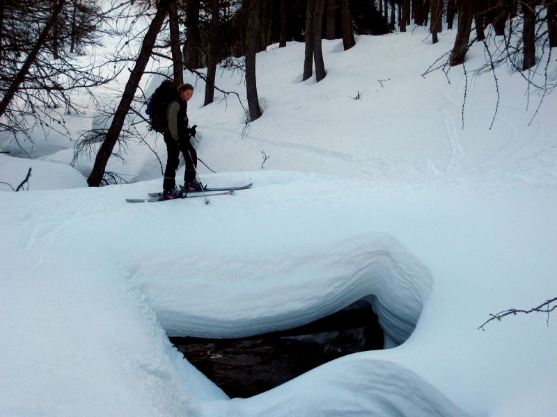 #8 J2 : Quantité de neige à 1800m : Impressionnants les cumuls dans le Mercantour J2 : Quantité de neige à 1800m : Impressionnants les cumuls dans le Mercantour