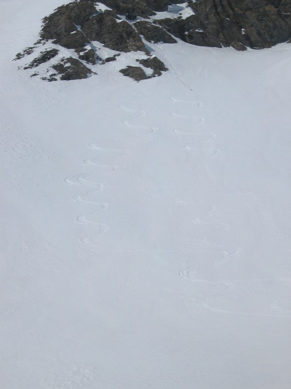 #5 Nos traces : Neige agréable à skier Nos traces : Neige agréable à skier