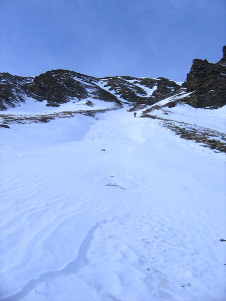 #7 Dans le couloir : Neige encore dure avec le soleil qui joue à cache-cache Dans le couloir : Neige encore dure avec le soleil qui joue à cache-cache
