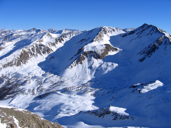 #4 Vallon de l Vallon de l'Eissalette : Vallon vu depuis Costa Rouenda. A droite combe de l'Aupillon