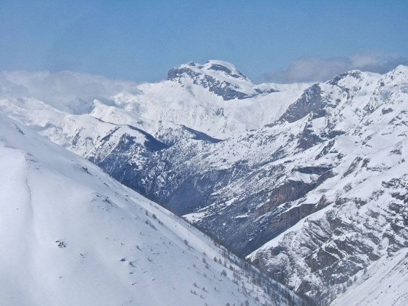 #5 Tête Ronde de l Tête Ronde de l'Escuzier : Vue sur le vallon de Bayasse et la Grande Séolane.