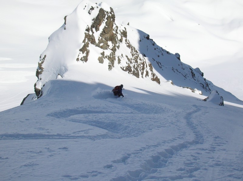 #4 Grand Charnier d Grand Charnier d'Allemont : Superbe condition aujourd'hui!