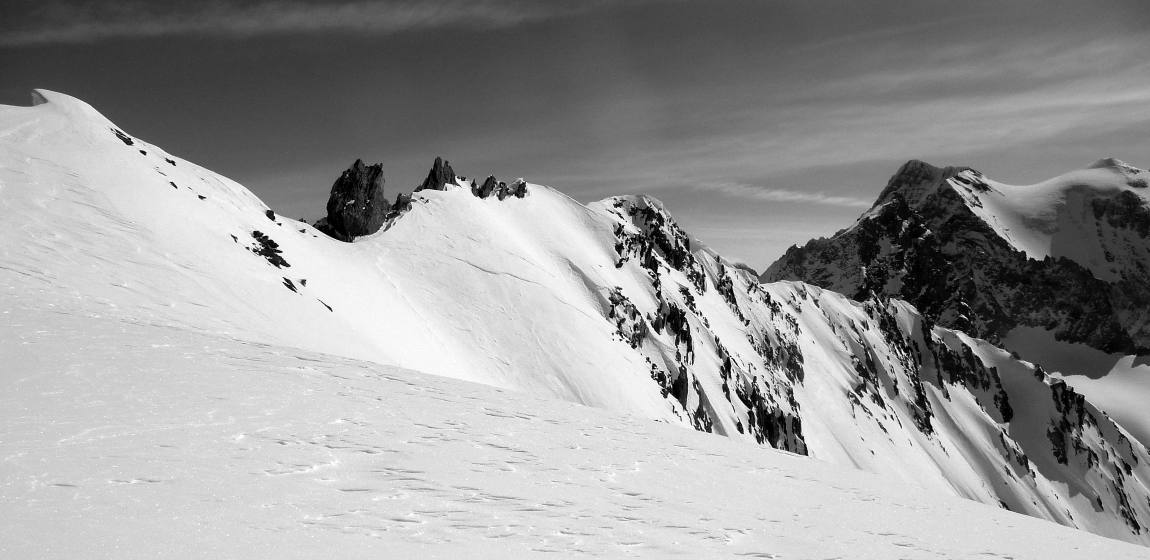 #4 l l'arête : qui conduit à la Pointe des Volnets