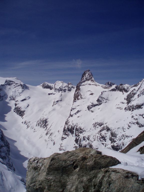 #3 Pointe du vallon des Etages : La pointe du vallon des etages est spectaculaire vu d Pointe du vallon des Etages : La pointe du vallon des etages est spectaculaire vu d'ici !