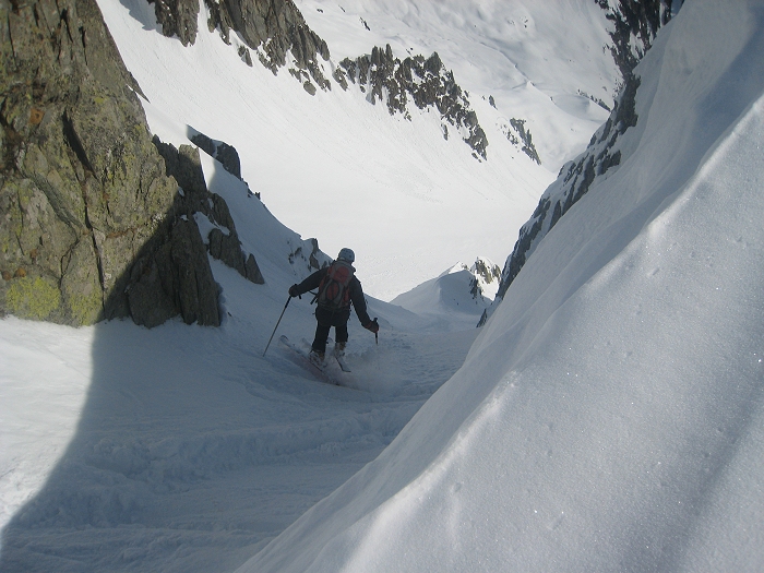 Couloir NE Combe Bronsin : Dans Combe Bronsin NE, en poudre