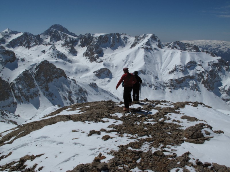 #8 Sommet un peu dégarni : Sur le sommet Sommet un peu dégarni : Sur le sommet