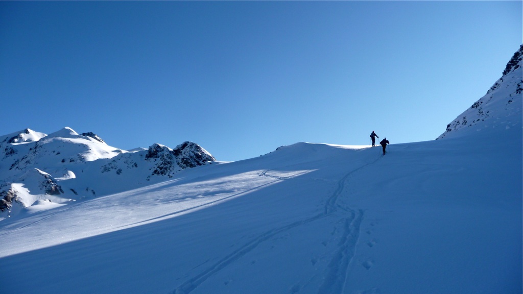 #2 Arrivée au soleil : Avant de redescendre au pied du Pic de Mirebel Arrivée au soleil : Avant de redescendre au pied du Pic de Mirebel