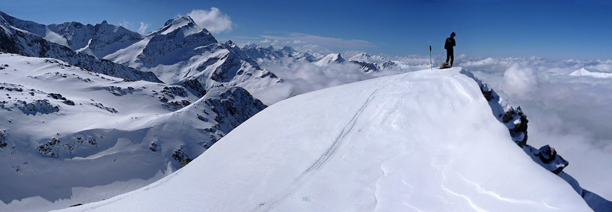 #5 Pte de Chaborgne couloir N : Le sommet, et à gauche le Mt Tondu. Pte de Chaborgne couloir N : Le sommet, et à gauche le Mt Tondu.