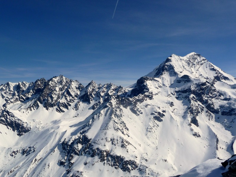 #6 Combin : Vue sur le Combin depuis le sommet Combin : Vue sur le Combin depuis le sommet
