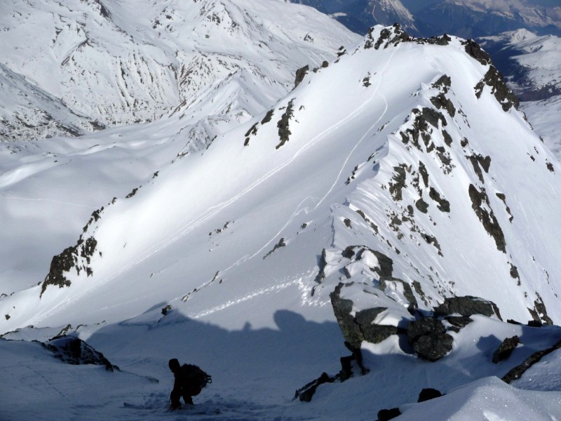 #9 Petit Vélan : Le haut de la branche de droite avec derrière la branche de gauche et le 2nd sommet Petit Vélan : Le haut de la branche de droite avec derrière la branche de gauche et le 2nd sommet