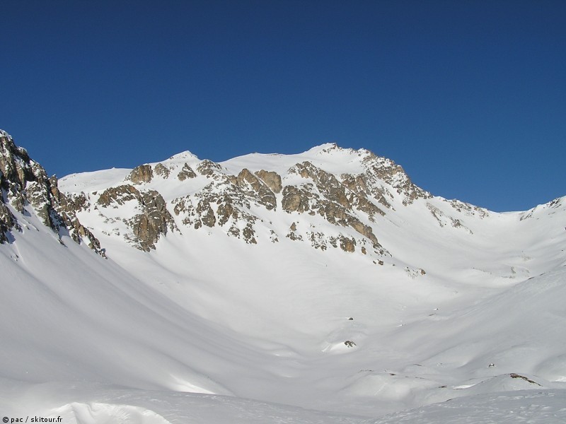 #8 vue sur le thabor : depuis quasiment tout en bas!! vue sur le thabor : depuis quasiment tout en bas!!