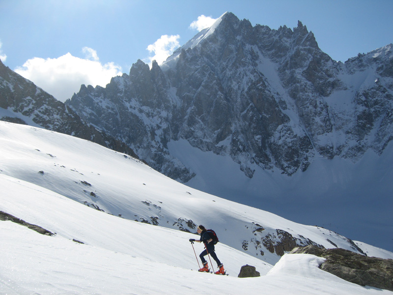 #2 Le Dôme des Ecrins : Les faces sont plâtrées mais pas bien remplies Le Dôme des Ecrins : Les faces sont plâtrées mais pas bien remplies