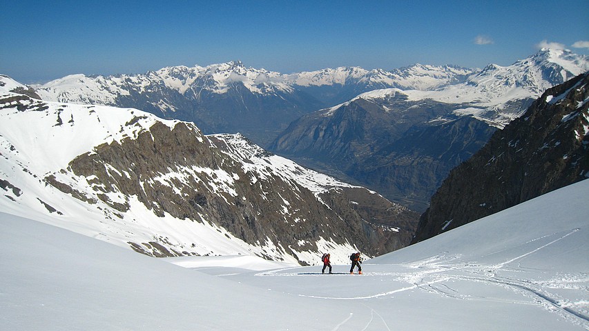 #8 Rochail : ça commence à chauffer...En arrière plan, la pente d Rochail : ça commence à chauffer...En arrière plan, la pente d'accès à la cabane des sources