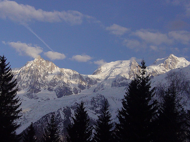 #7 04.04.09 Prarion : Coucher de soleil sur Mt Blanc 04.04.09 Prarion : Coucher de soleil sur Mt Blanc