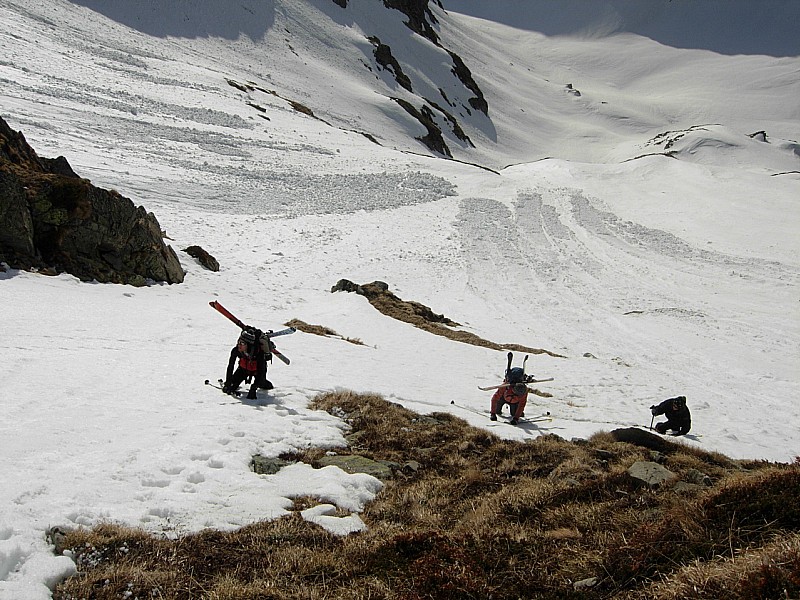 #6 Cramponnage : Face sud du grand charnier Cramponnage : Face sud du grand charnier