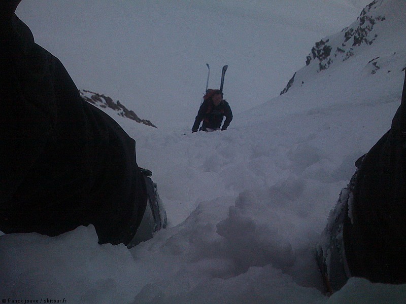 #9 Couloir : C Couloir : C'est bon président, ça suit derrière?
