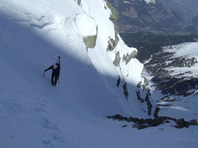 #2 Tete de tré la tete, couloir N : la sortie est proche Tete de tré la tete, couloir N : la sortie est proche